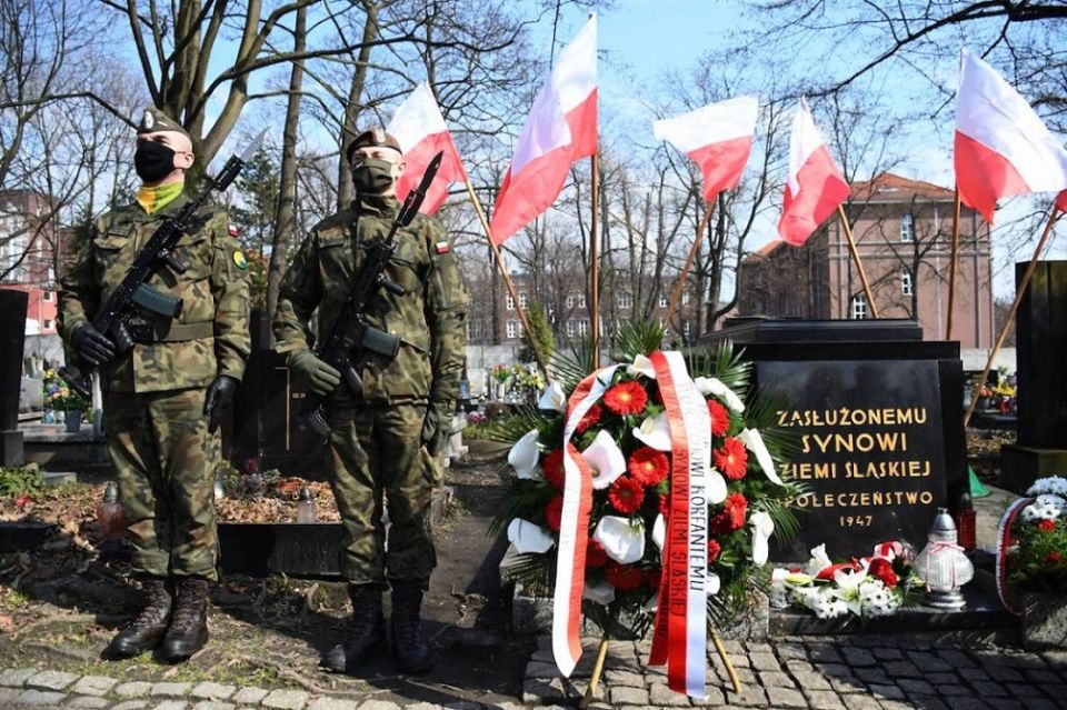 Władze województwa śląskiego uczciły 148. rocznicę urodzin Wojciecha Korfantego - galeria