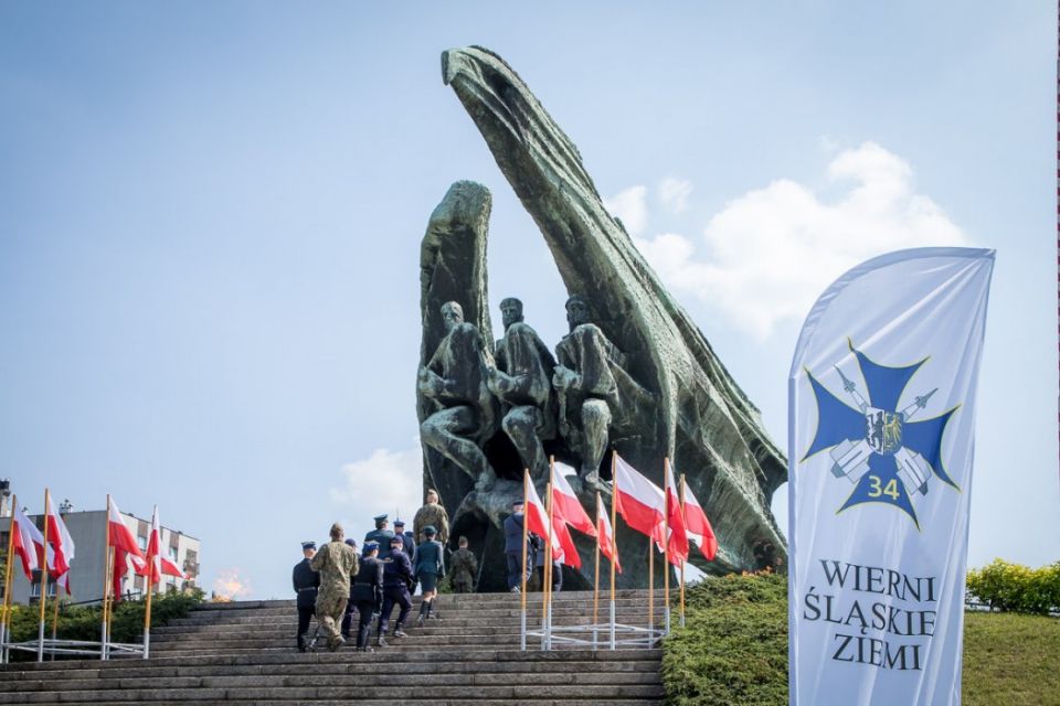 Wojewódzkie obchody Święta Wojska Polskiego - galeria