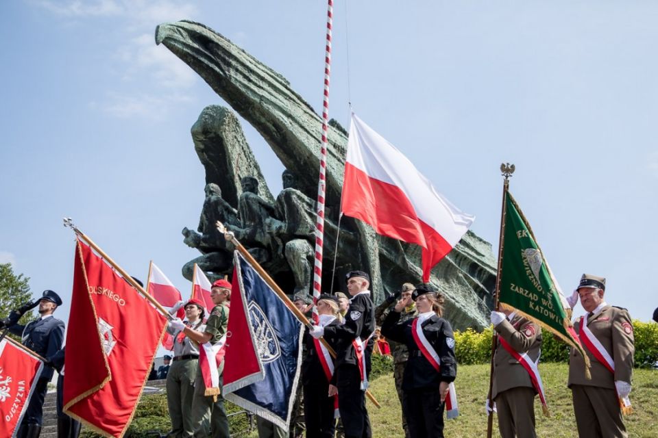 Wojewódzkie obchody Święta Wojska Polskiego - galeria