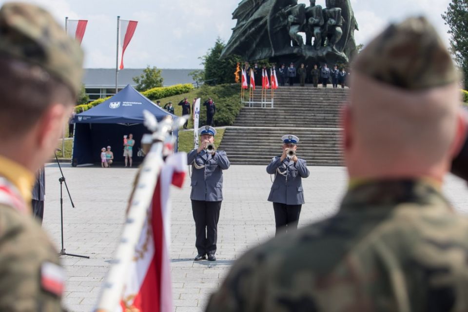 Wojewódzkie obchody Święta Wojska Polskiego - galeria