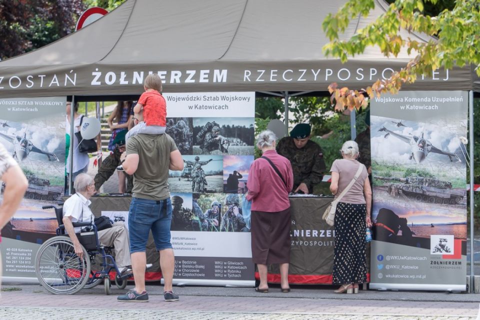 Wojewódzkie obchody Święta Wojska Polskiego - galeria