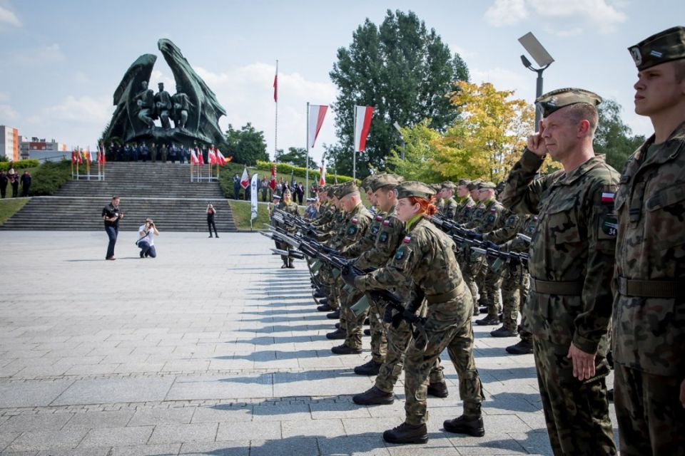 Wojewódzkie obchody Święta Wojska Polskiego - galeria