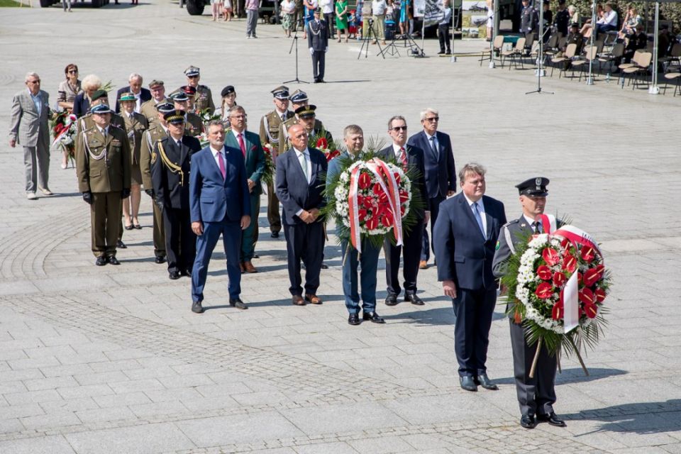 Wojewódzkie obchody Święta Wojska Polskiego - galeria
