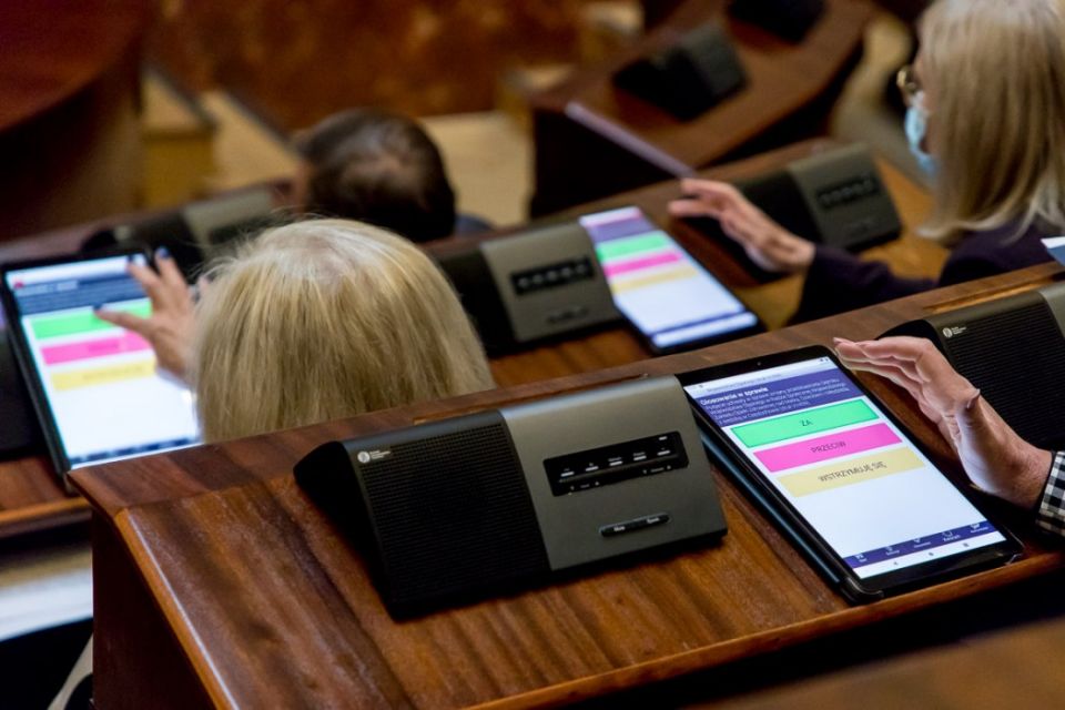 Zmiany w budżecie na pierwszym planie - galeria