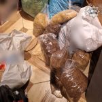 Nielegalny handel tytoniem w Bieruniu – 33 kg tytoniu bez polskich znaków akcyzy - galeria