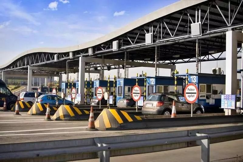 Kopiowanie i rozpowszechnianie zdjęć bez zgody autora zabronione. Aplikacja mPay czasowo nieaktywna na trasie A4 - galeria