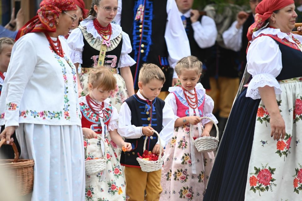 Świętochłowice: Tradycyjna procesja Bożego Ciała przeszła ulicami Lipin [ZDJĘCIA] - galeria