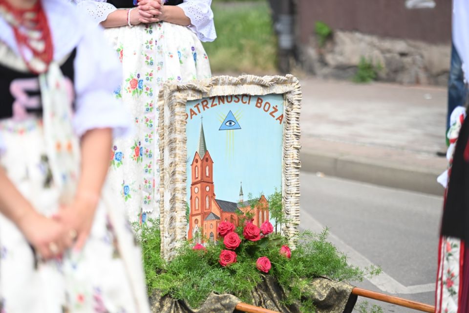 Świętochłowice: Tradycyjna procesja Bożego Ciała przeszła ulicami Lipin [ZDJĘCIA] - galeria