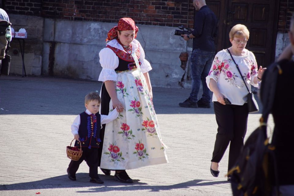 Świętochłowice: Tradycyjna procesja Bożego Ciała przeszła ulicami Lipin [ZDJĘCIA] - galeria