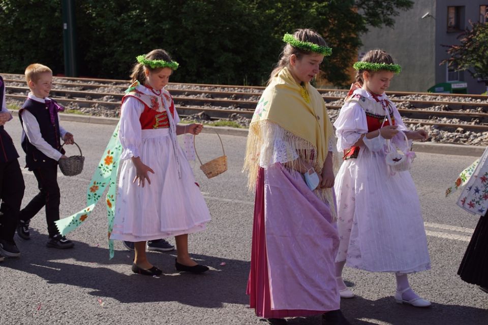 Świętochłowice: Tradycyjna procesja Bożego Ciała przeszła ulicami Lipin [ZDJĘCIA] - galeria