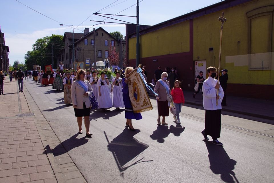 Świętochłowice: Tradycyjna procesja Bożego Ciała przeszła ulicami Lipin [ZDJĘCIA] - galeria