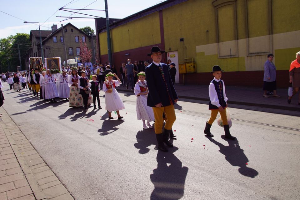 Świętochłowice: Tradycyjna procesja Bożego Ciała przeszła ulicami Lipin [ZDJĘCIA] - galeria