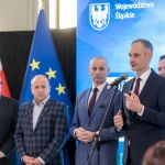 Kopiowanie i rozpowszechnianie zdjęć bez zgody autora zabronione. II edycja Marszałkowskiego Programu Poprawy Jakości Powietrza. Wręczono czeki na projekty - galeria