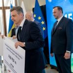 Kopiowanie i rozpowszechnianie zdjęć bez zgody autora zabronione. II edycja Marszałkowskiego Programu Poprawy Jakości Powietrza. Wręczono czeki na projekty - galeria