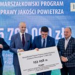 Kopiowanie i rozpowszechnianie zdjęć bez zgody autora zabronione. II edycja Marszałkowskiego Programu Poprawy Jakości Powietrza. Wręczono czeki na projekty - galeria