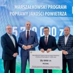 Kopiowanie i rozpowszechnianie zdjęć bez zgody autora zabronione. II edycja Marszałkowskiego Programu Poprawy Jakości Powietrza. Wręczono czeki na projekty - galeria