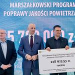 Kopiowanie i rozpowszechnianie zdjęć bez zgody autora zabronione. II edycja Marszałkowskiego Programu Poprawy Jakości Powietrza. Wręczono czeki na projekty - galeria