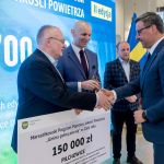 Kopiowanie i rozpowszechnianie zdjęć bez zgody autora zabronione. II edycja Marszałkowskiego Programu Poprawy Jakości Powietrza. Wręczono czeki na projekty - galeria
