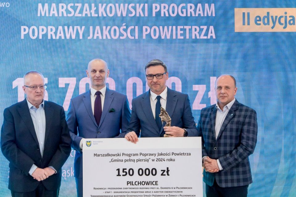 II edycja Marszałkowskiego Programu Poprawy Jakości Powietrza. Wręczono czeki na projekty - galeria