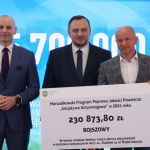 Kopiowanie i rozpowszechnianie zdjęć bez zgody autora zabronione. II edycja Marszałkowskiego Programu Poprawy Jakości Powietrza. Wręczono czeki na projekty - galeria