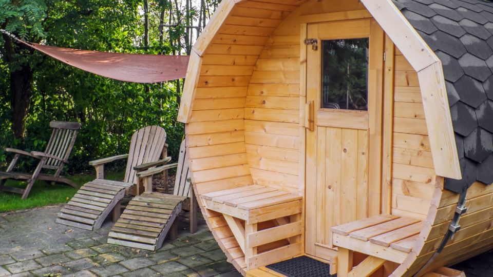 Drewniane altanki i sauny – przepis na ogród pełen spokoju - galeria