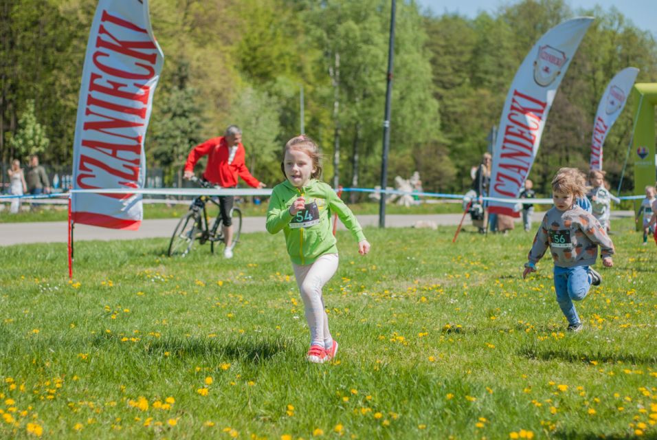 Festiwal Biegowy im. W. Korfantego - niedzielny bieg dla dzieci [FOTORELACJA] - galeria