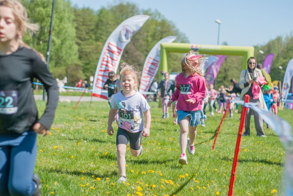 Festiwal Biegowy im. W. Korfantego - niedzielny bieg dla dzieci [FOTORELACJA] - galeria