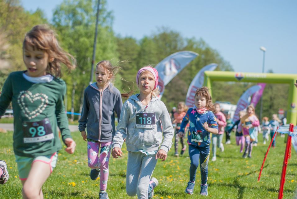 Festiwal Biegowy im. W. Korfantego - niedzielny bieg dla dzieci [FOTORELACJA] - galeria