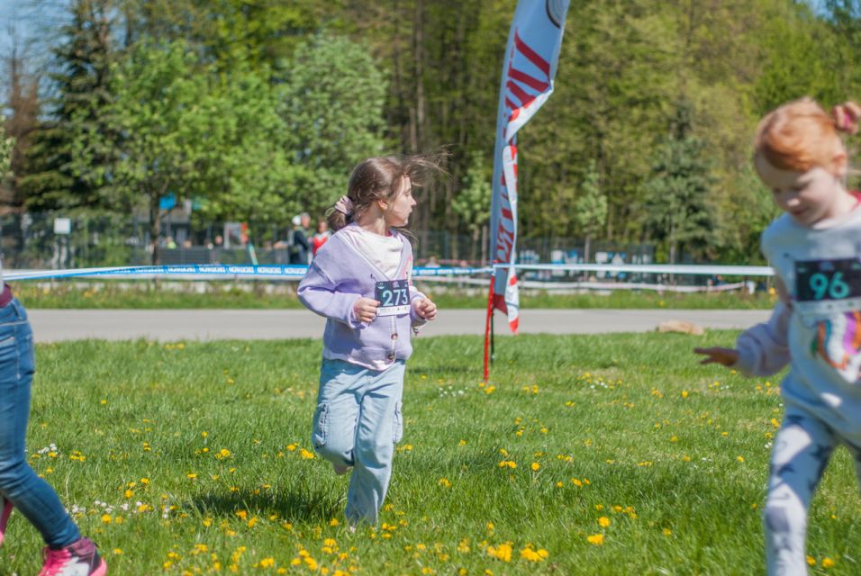 Festiwal Biegowy im. W. Korfantego - niedzielny bieg dla dzieci [FOTORELACJA] - galeria