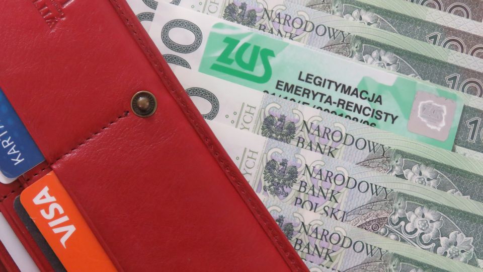 Kopiowanie i rozpowszechnianie zdjęć bez zgody autora zabronione. ZUS: Można więcej dorobić do wcześniejszej emerytury - galeria