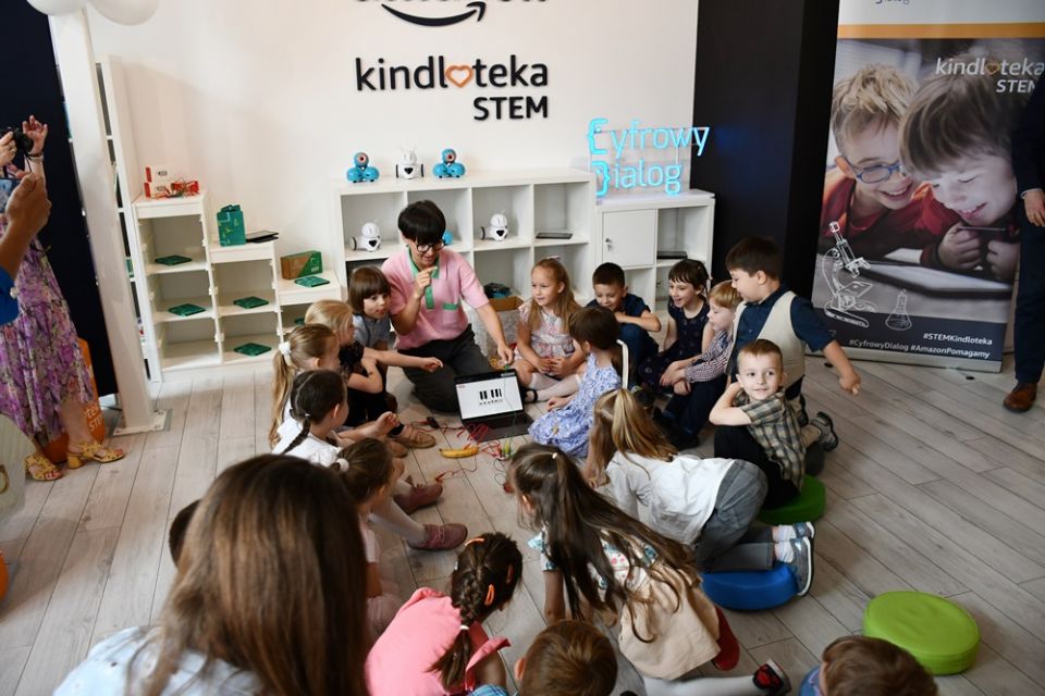 Innowacyjna przestrzeń edukacyjna – STEM Kindloteka – debiutuje w gliwickim Biblioforum - galeria