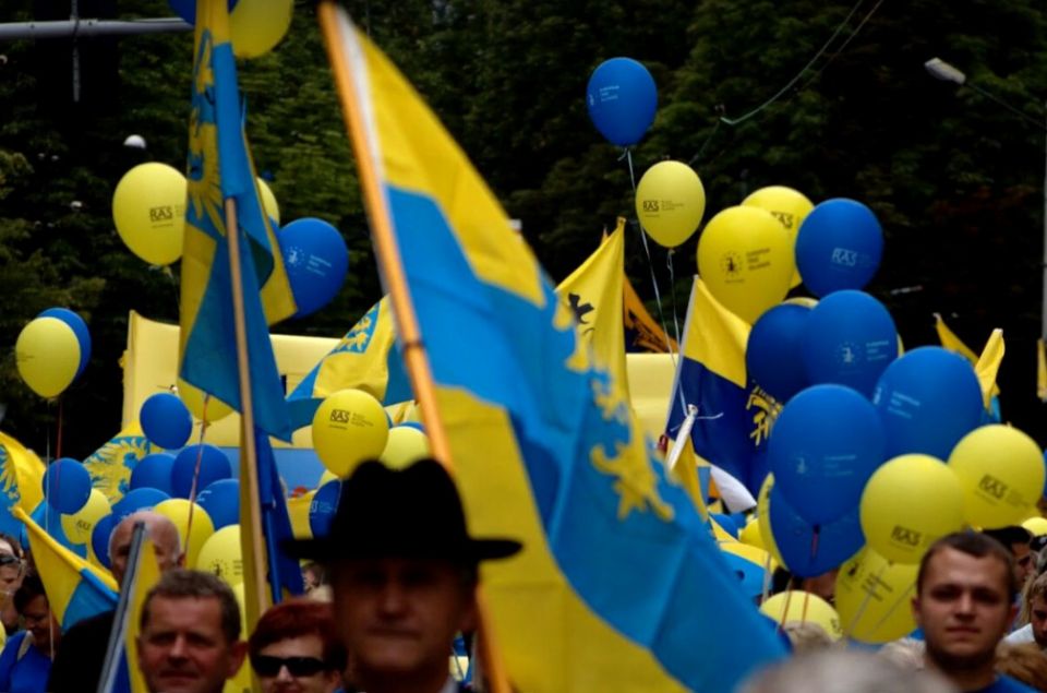 Kopiowanie i rozpowszechnianie zdjęć bez zgody autora zabronione. Ślonsko godka językiem regionalnym. Czy to już? Co to oznacza? - galeria
