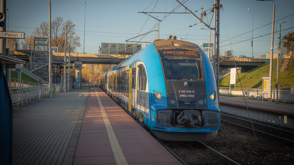 Kopiowanie i rozpowszechnianie zdjęć bez zgody autora zabronione. Kolejny krok w kierunku alternatywnego połączenia Katowic z Tychami. Pierwszy przetarg w ramach „Kolej+” - galeria