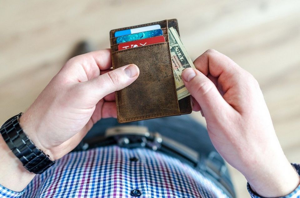 Rząd przyjął propozycję płacy minimalnej i stawki godzinowej w 2022 r. - galeria
