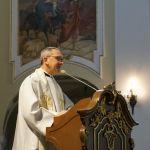 Wyjątkowa tradycja - Na Nikiszowcu odbyło się święcenie pokarmów w strojach ludowych! - galeria