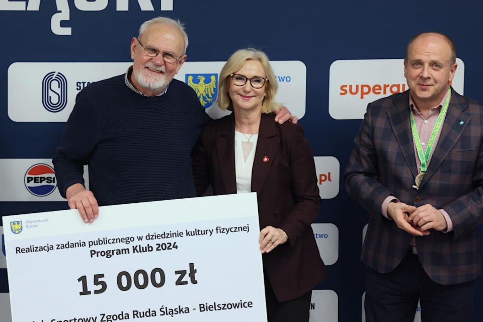 Za nami wręczenie czeków Programu Klub na Stadionie Śląskim [ZDJĘCIA] - galeria