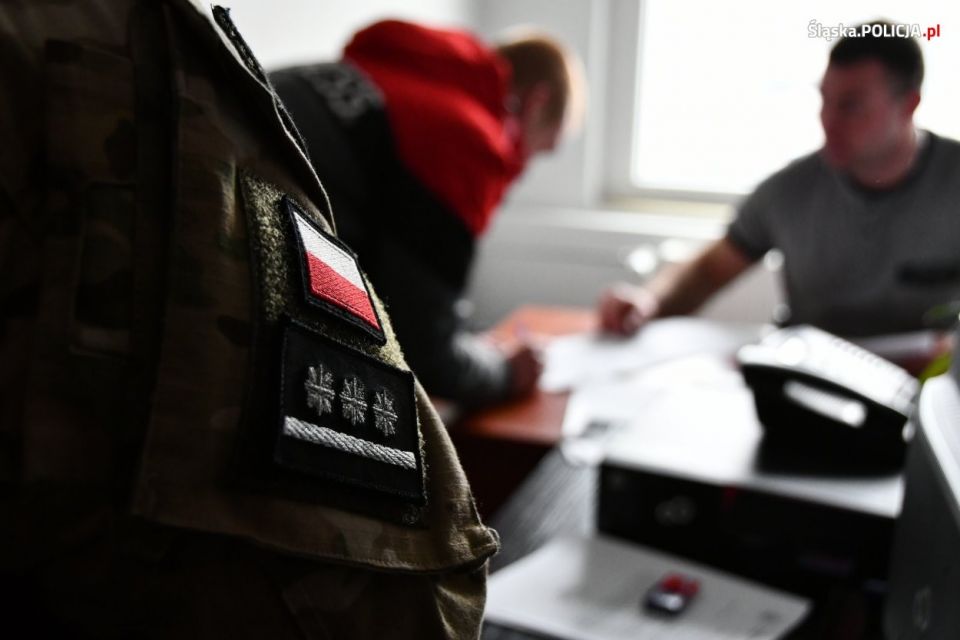 Wybuch bomby w Wyrach był próbą zamachu! Zatrzymano 5 osób - galeria