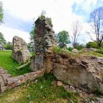 Kopiowanie i rozpowszechnianie zdjęć bez zgody autora zabronione. Zamek Rudzki i dom Karola Goduli: Odpoczynek na łonie natury z historią w tle - galeria