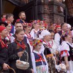 Wyjątkowa tradycja - Na Nikiszowcu odbyło się święcenie pokarmów w strojach ludowych! - galeria